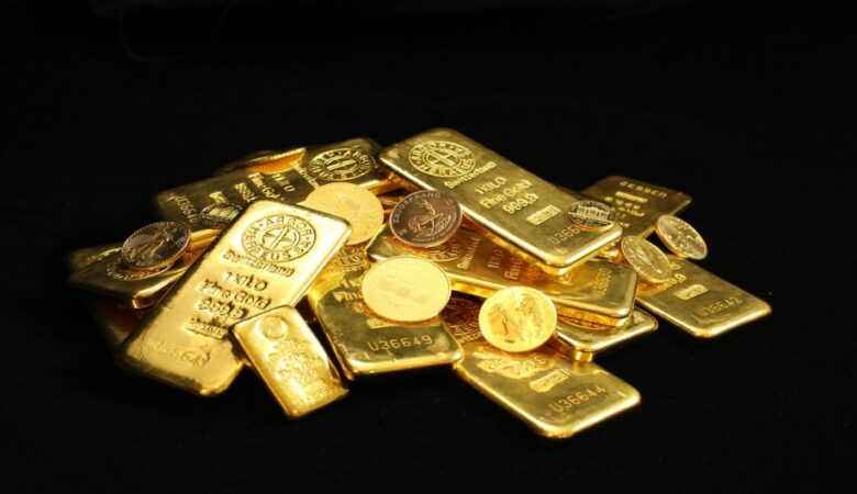 Understanding Why Now is the Right Time to Invest in Gold