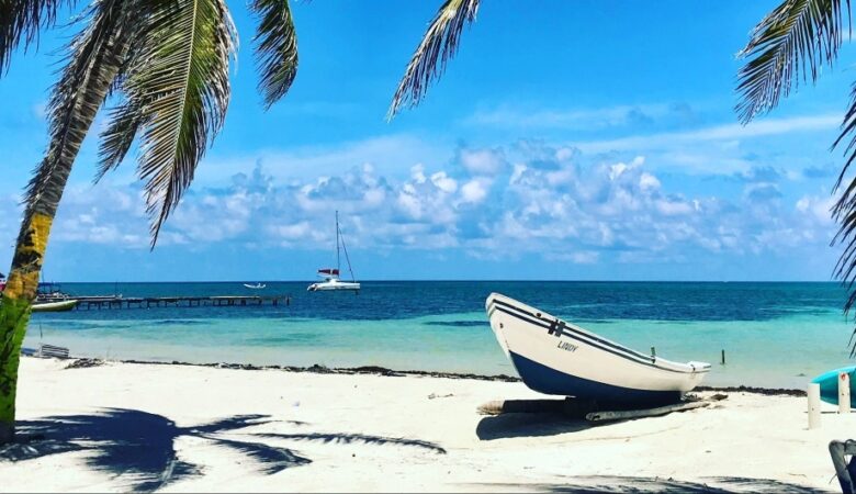 Offshore Investing: Top 14 Reasons to Invest in Belize